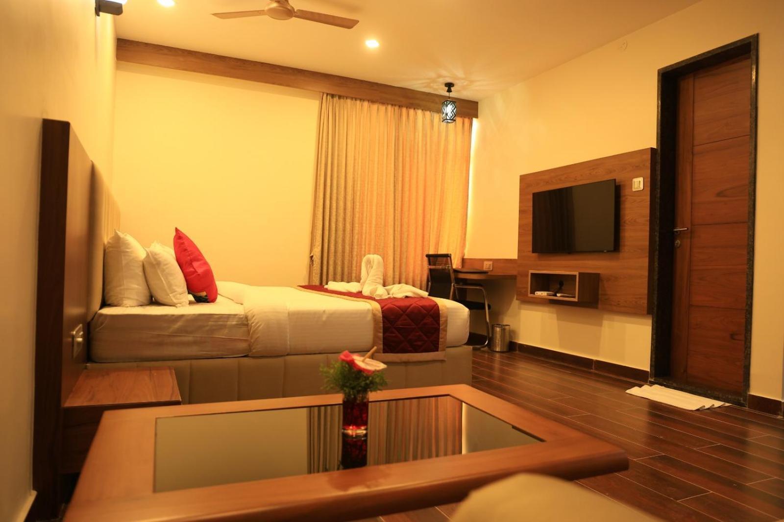 Hotel Anand Grand Hosūr Dış mekan fotoğraf