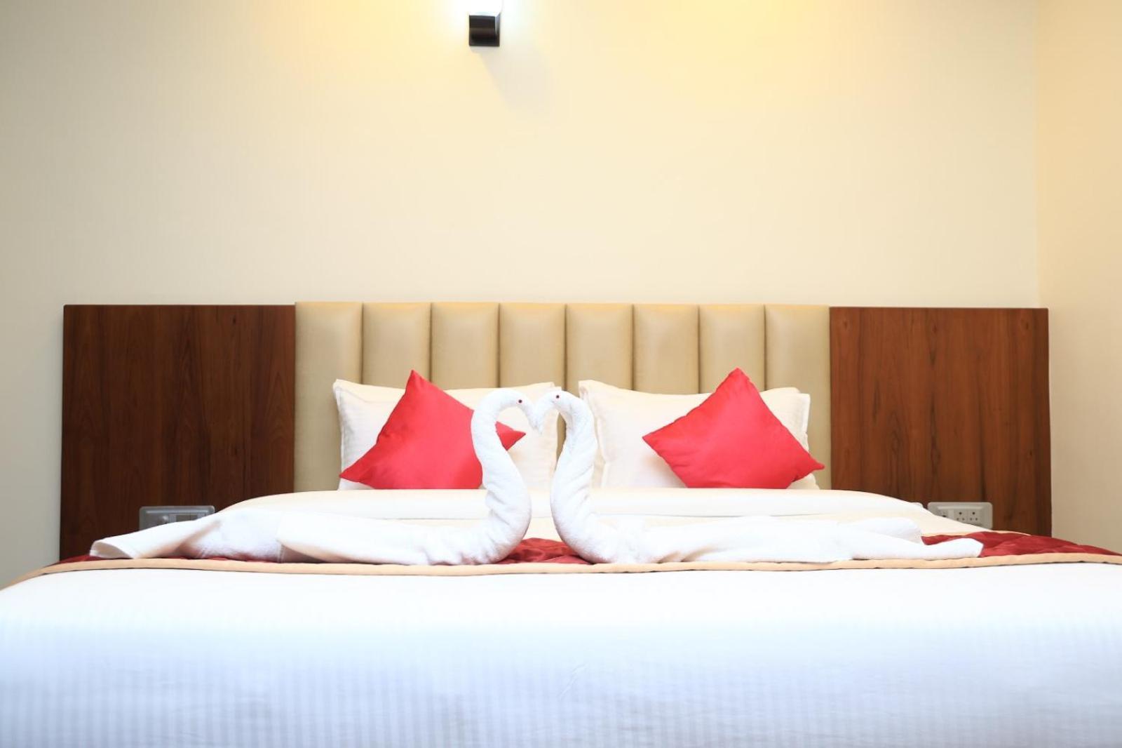 Hotel Anand Grand Hosūr Dış mekan fotoğraf